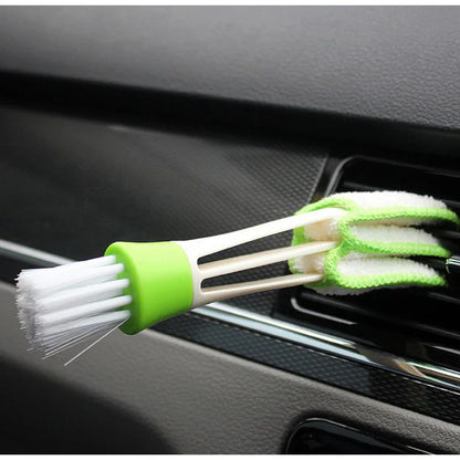 2-in-1 Car Air-Conditioner Outlet Cleaning Tool