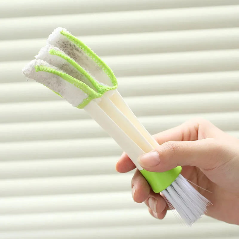 2-in-1 Car Air-Conditioner Outlet Cleaning Tool