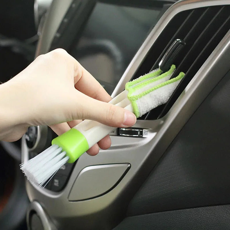 2-in-1 Car Air-Conditioner Outlet Cleaning Tool