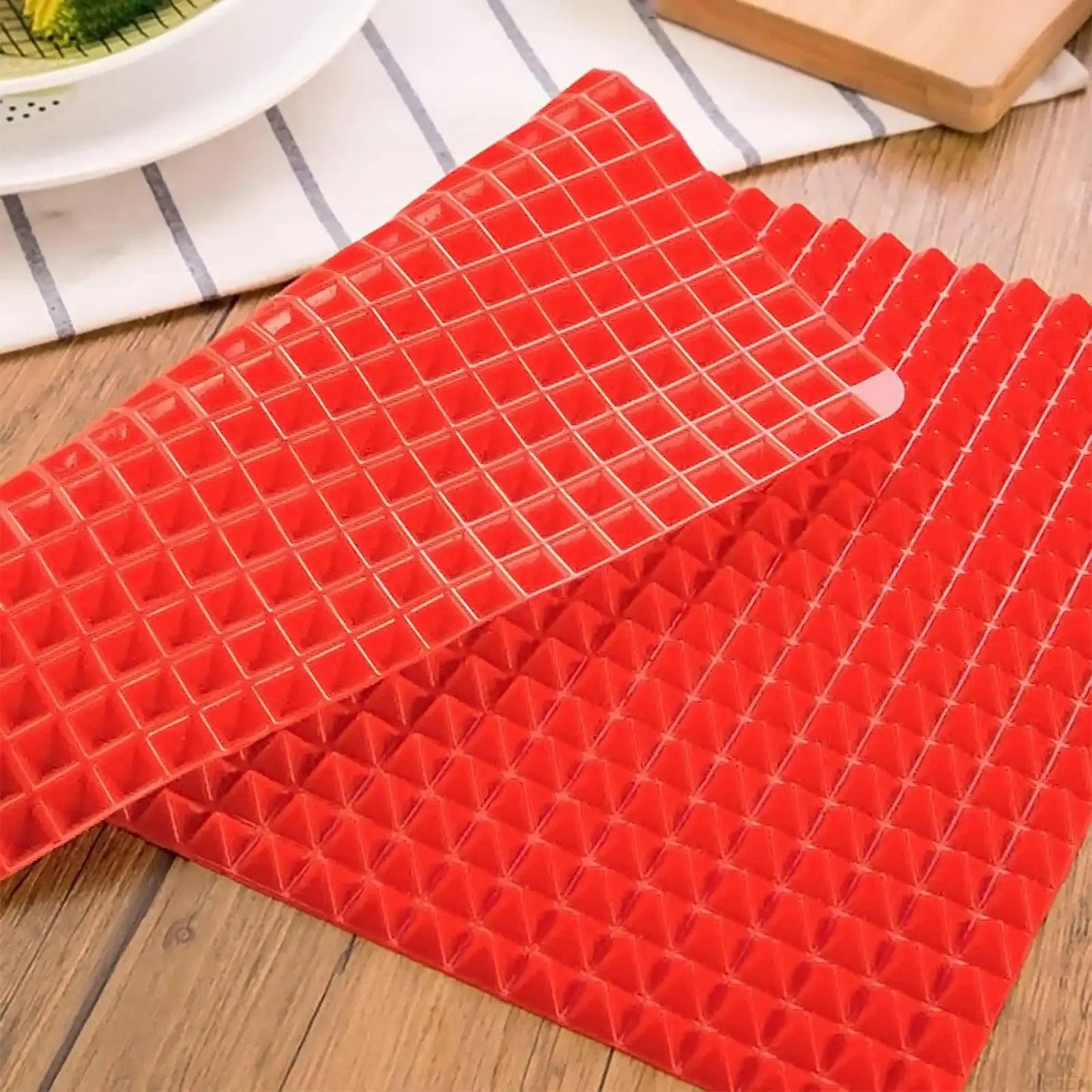 Non-Stick Silicone Pyramid Baking Mat – Versatile & Heat-Resistant! - Alyando